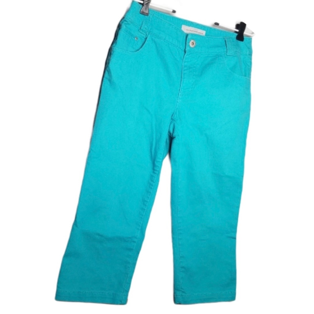 Chico’s Platinum cropped/capri jeans/pants, Chico’s size 0.5 or size 6. GUC.